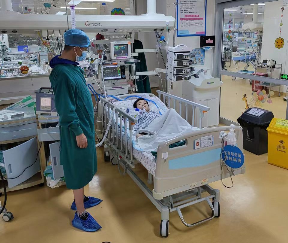 贵定县跨省救护车出租公司